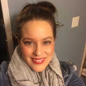 Meet your Posher, Heather